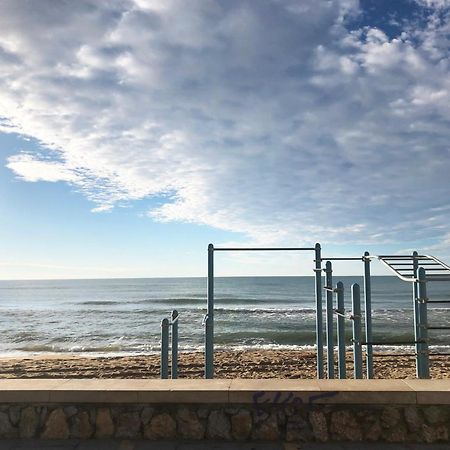 Lovely Seaside Apartment In Front Of Calafell Beach And Cunit Beach Сегур де Калафел Екстериор снимка