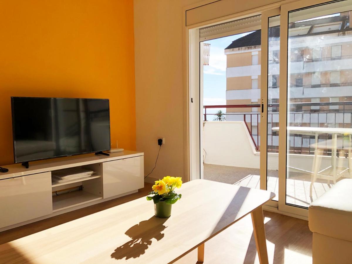 Lovely Seaside Apartment In Front Of Calafell Beach And Cunit Beach Сегур де Калафел Екстериор снимка