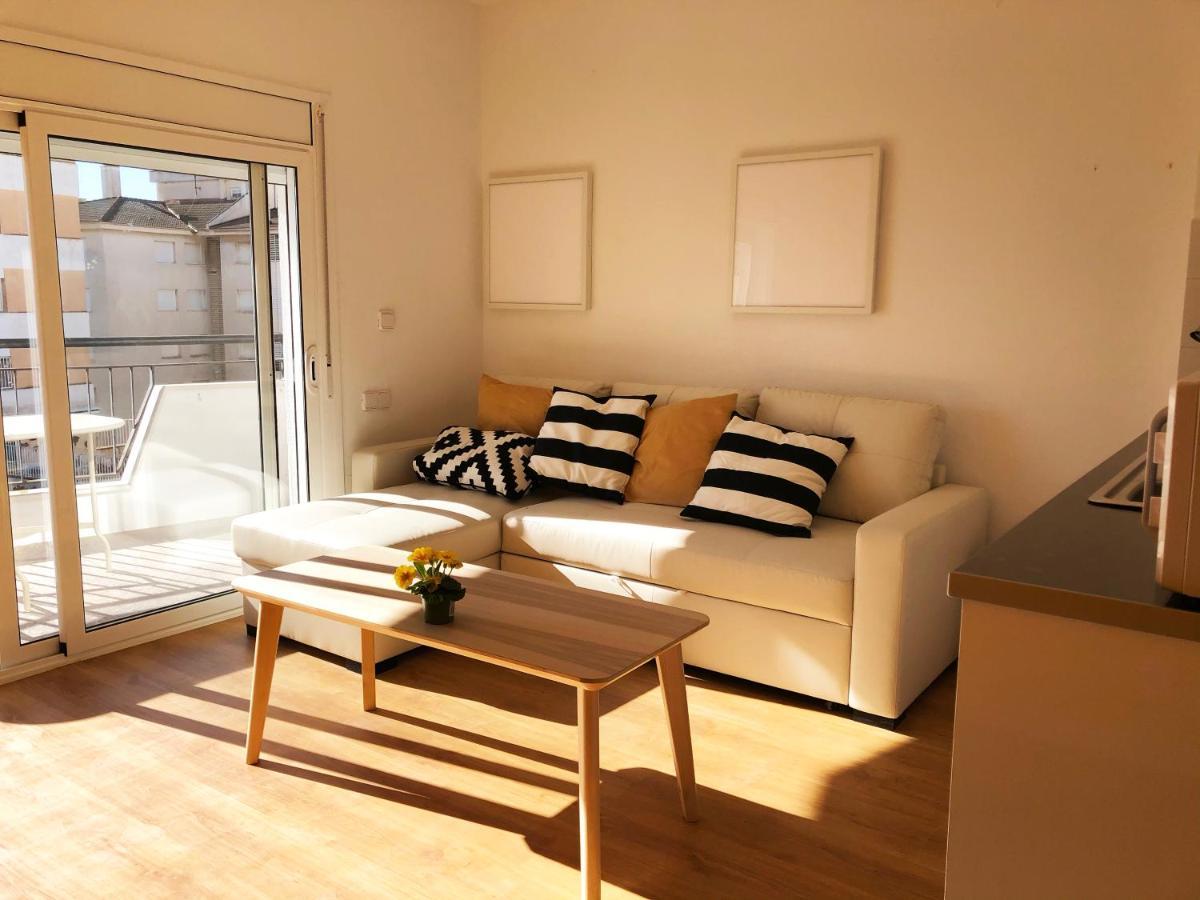 Lovely Seaside Apartment In Front Of Calafell Beach And Cunit Beach Сегур де Калафел Екстериор снимка